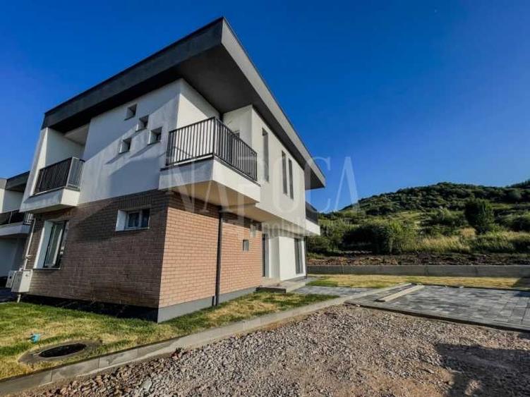 Casa 4 camere de vanzare in Floresti - 1