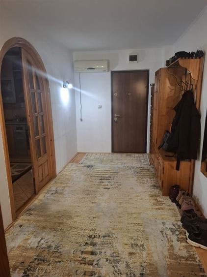 Apartament cu 3 camere de vanzare, exclus agentie - 5