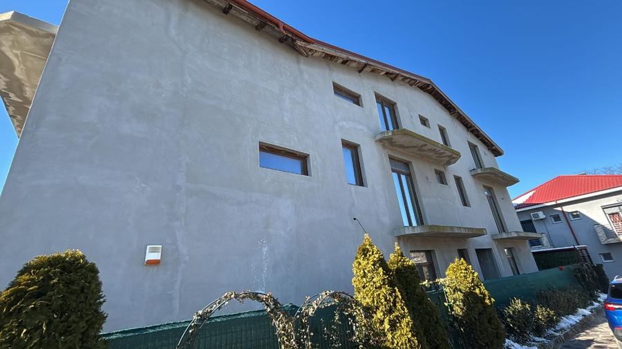 VAND PENSIUNE + VILA de locuit _statiunea COSTINESTI - 5