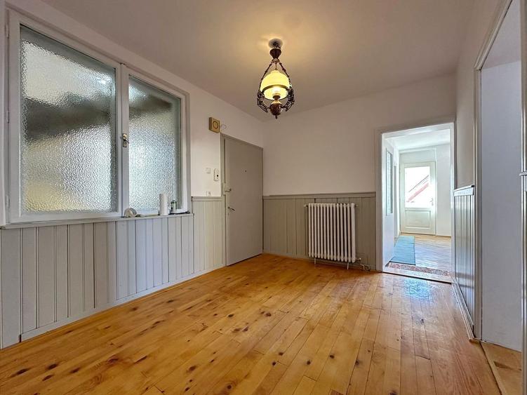 Apartament 4 camere de vânzare, Brașovul Vechi, structura generoasa - 2