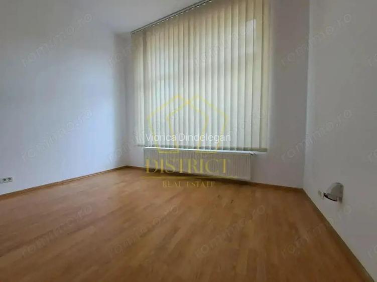 Spatiu comercial spatios, cu 2 incaperi 50 mp I Simion Barnutiu Spatiu comercial spatios, cu 2 incaperi 50 mp I Simion Barnutiu
