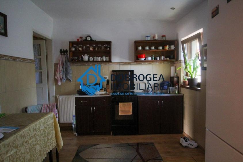 ULTRACENTRAL-CASA 3 CAMERE ,TEREN 300 MP. - 5