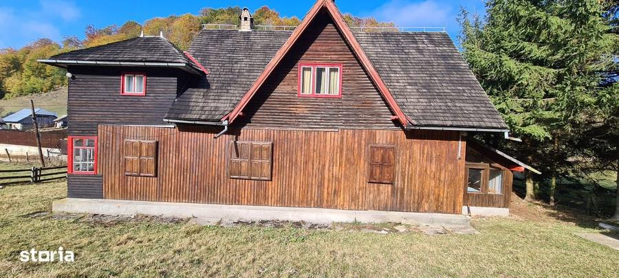 Cabana lemn cu mansarda + teren 2000MP - 2