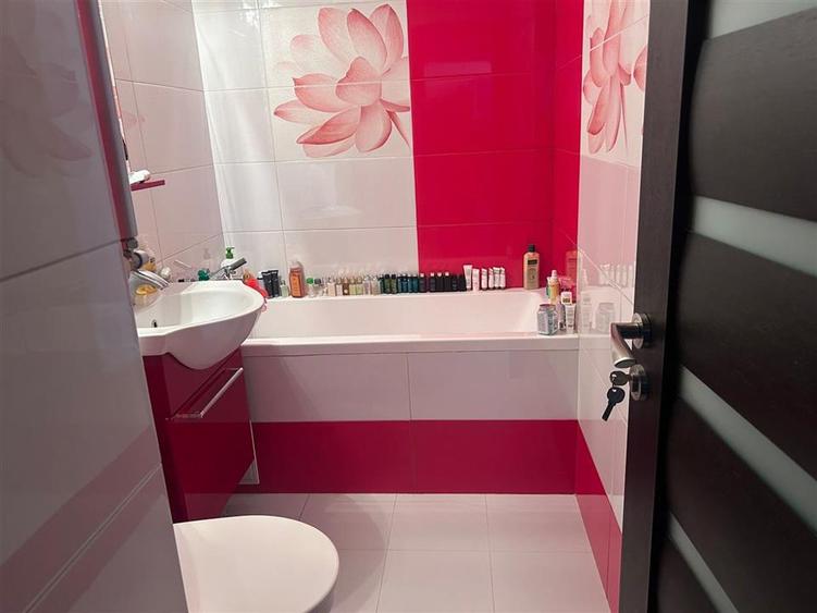 RECO Apartament 3 camere zona Rogerius etaj 2 - 10