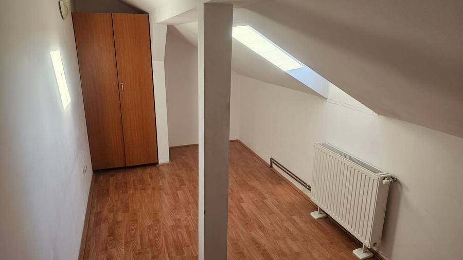 Inchiriez ap.cu o cam.in zona 7Noi. - 5