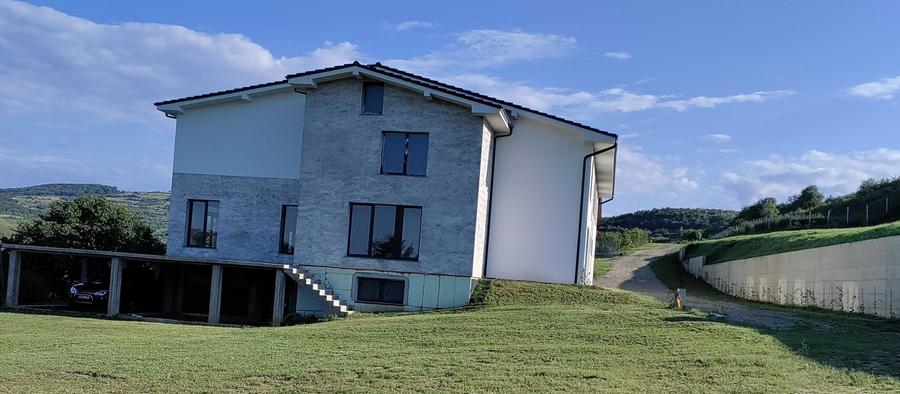 Vand/schimb imobil 1270 mp SC, teren 1945 sau 12600 mp, utilitati,CF - 6