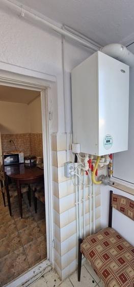 Doua camere decomandate, etajul 1. - 7