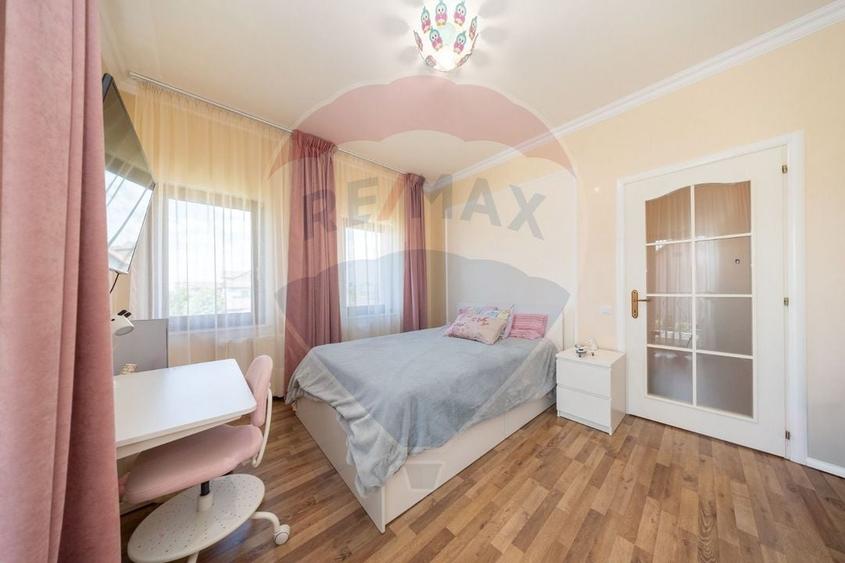 Casă  superba complet utilata teren 660mp - 8