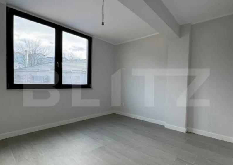Apartament 3 camere, 108 mp, bloc nou, etaj intermediar, zon - 2