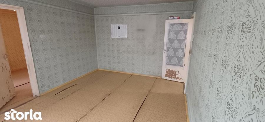 Bd- dul Regele Mihai I, 2 camere, etaj 2 - 3