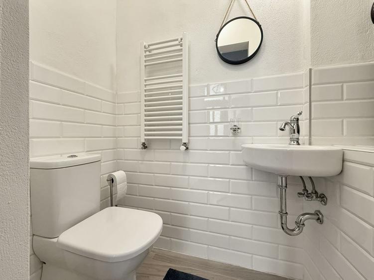 Apartament 3 camere, zona centrala! - 8