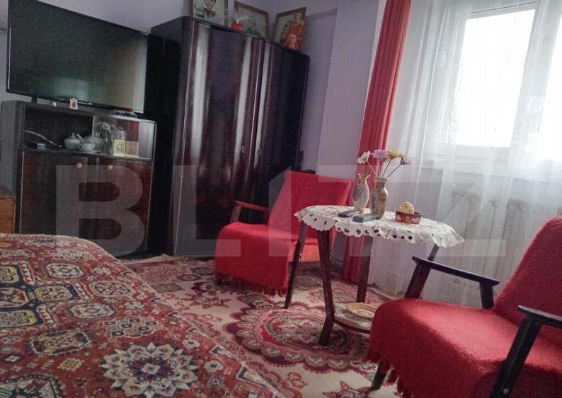 Apartament spa?ios cu 3 camere, bloc reabilitat, zona exce - 2