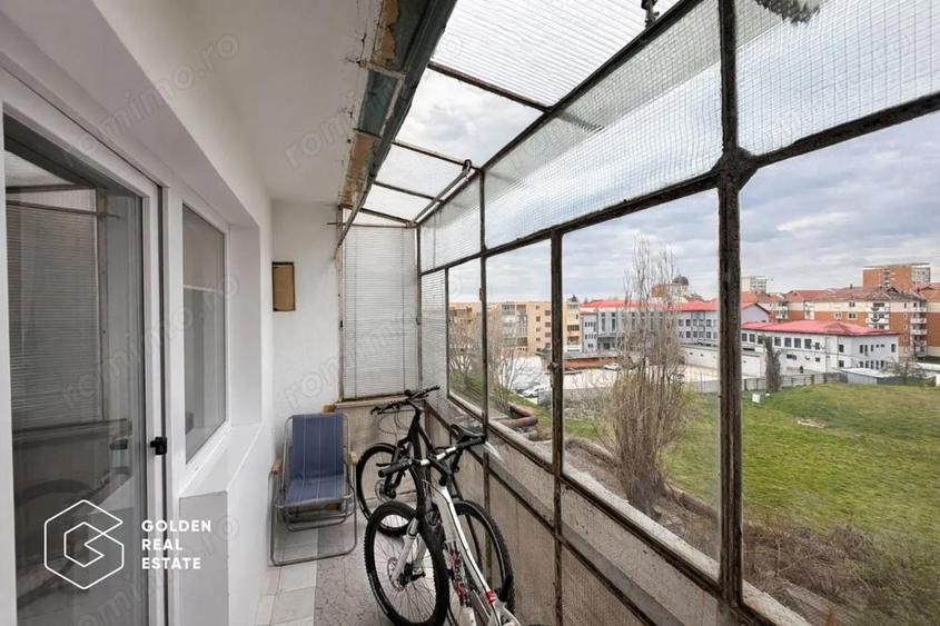 Apartament 3 camere, 2 bai, balcon, zona Praporgescu, etaj 4 - 4