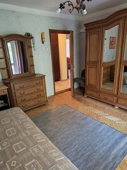 Apartament cu 3 camere decomandat în Târgu Cucu