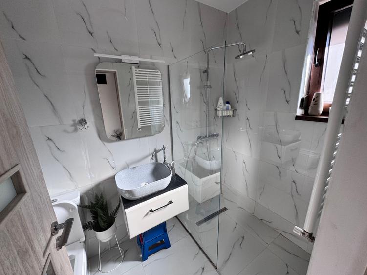 Casa P+1+M. 5 cam. Mobilata-Utilata complet. Teren 205mp - 19