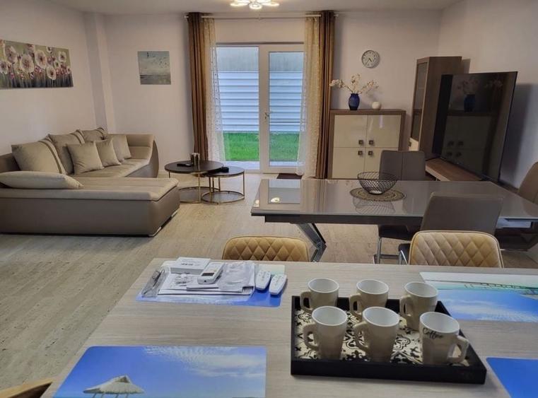 Inchiriez Apartament cu gradina la Vila, 100 mp utili, La prima inchiriere - 1