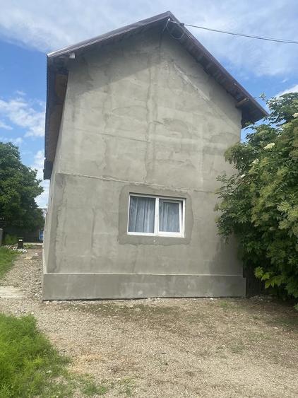 vand casa cu etaj - 1