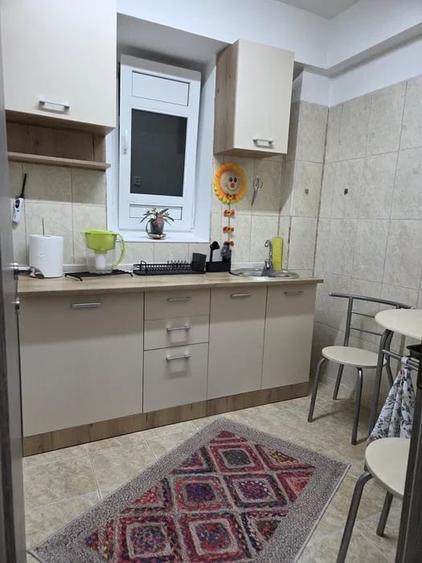 Apartament 2 camere, semidecomandat, 58 mp, metrou, zona Titan - 4