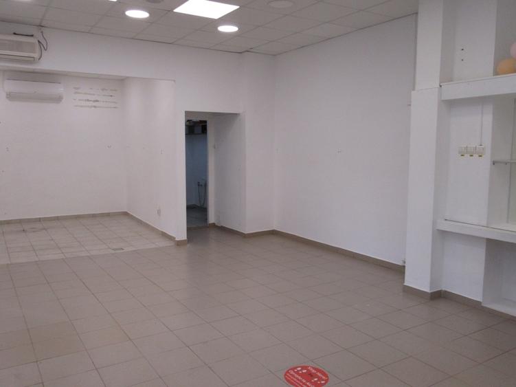 Inchiriere Spatiu Comercial Teiul Doamnei - 46mp. - 11