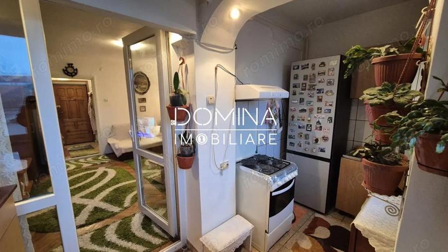 Vanzare garsoniera, in Tg. Jiu, et. 2, str. Slt. M.C. Oancea - zona Grivi?ei - 4