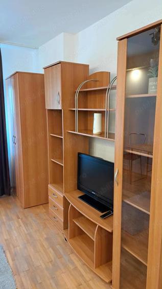 Inchiriez garsoniera - 8