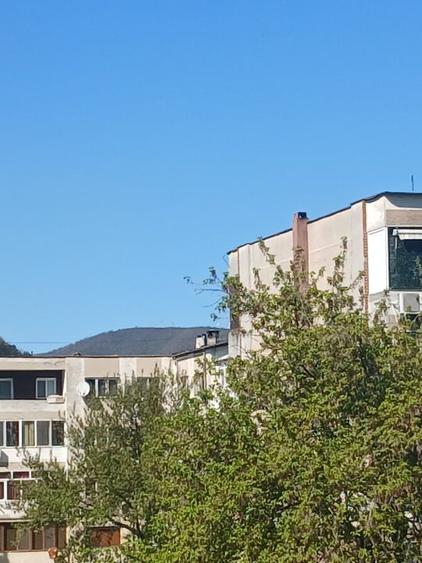 Apartament priviri la 3 dealuri ,langa primarie ,spital,lidl,profi,carrefour - 3