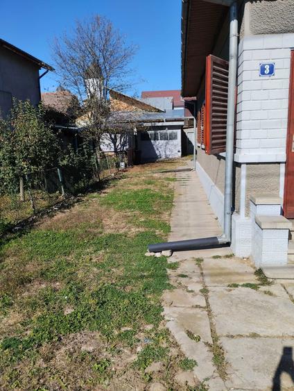 Casa Pucioasa complet utilata si mobilata, str Liliacului - 2