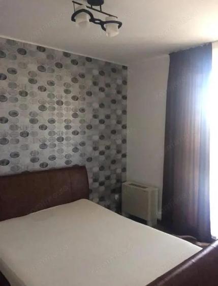 Apartament 3 camere, 45 mp, zona Bariera Valcii - 2