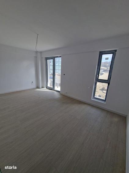 Apartament 3 camere cu 2 balcoane, la 4 km de Podu Ro?-93 000 euro - 2
