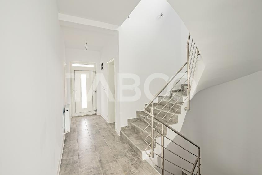 Casa individuala de vanzare 177 mpu 5 camere garaj 3 terase 2 bai - 13