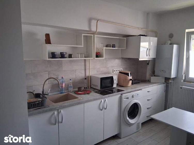 Inchiriez apartament cu o camera zona centrala - 1