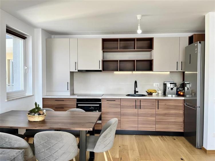 Apartament 2 Camere in Urban Plaza de Vanzare cu Priveliste - 6