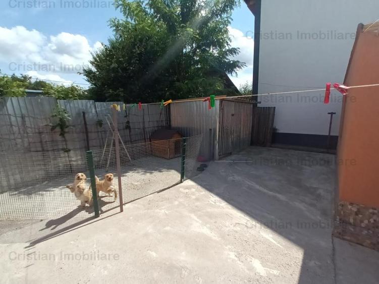 CASA NOUA 2 corpuri  Teren 300 mp, zona Chercea - 12