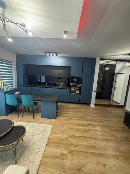 Proprietar vând ap 2 camere Eroilor/Florești , bloc nou, terasă de 12 mp - 2