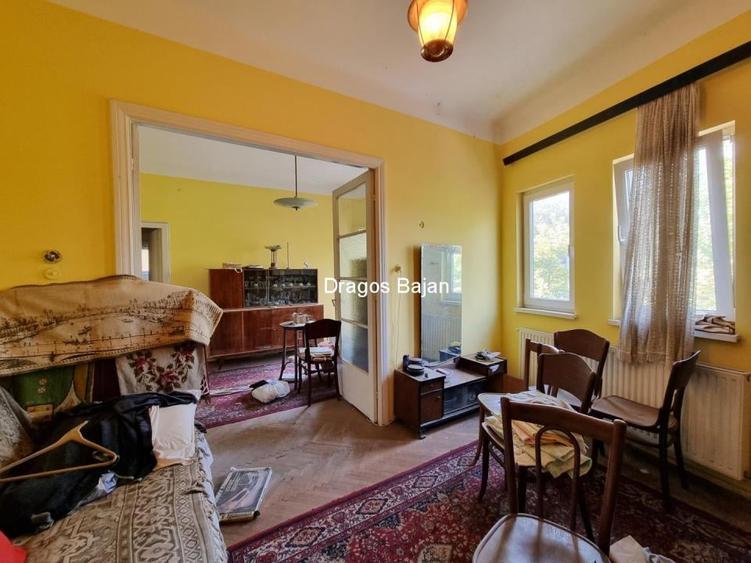 Cismigiu // Curte in proprietate // Vila renovata - 2