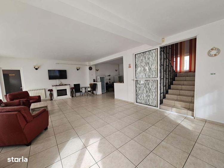 De vanzare Pensiune Eforie Nord la doi pasi de mare - 2