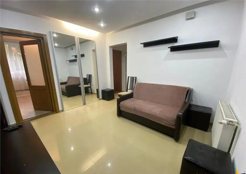 Decomandat, loc parcare,pivnita, zona Grivitei, Brasov. - 8