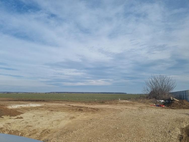 Teren 3 HA in localitatea Tunari - 3