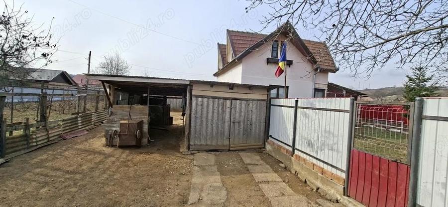 Casa de vanzare la ?ara - 2