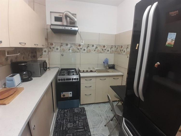 Garsoniera la curte de inchiriat - 1