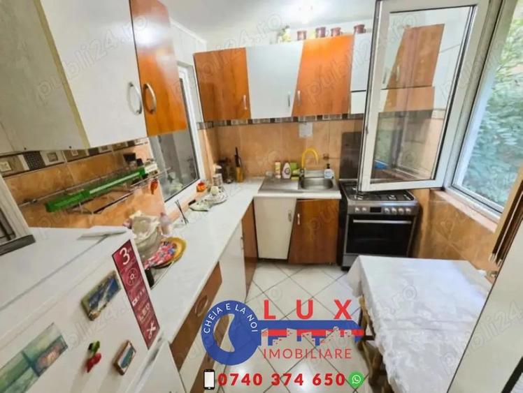 ID 2969 Apartament 2 camere transformat in 3 camere - PARTER - 7