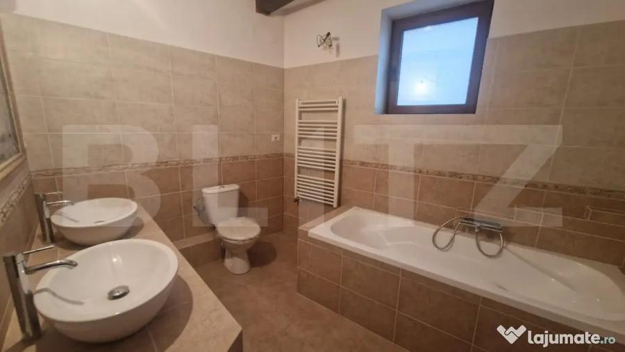 Casă cu 3 camere cu Teren 178 Mp în Craiter