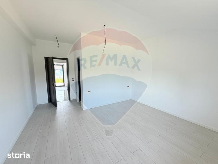 Casă cu 5 camere cu Teren 578 Mp în Cornetu