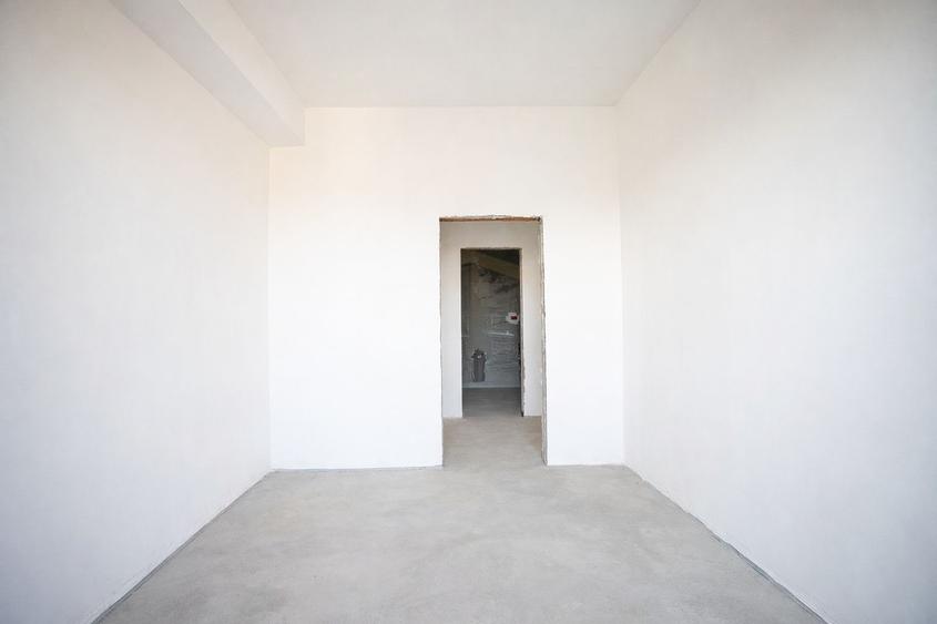 Apartament cu 3 camere decomandat în Delfinariu