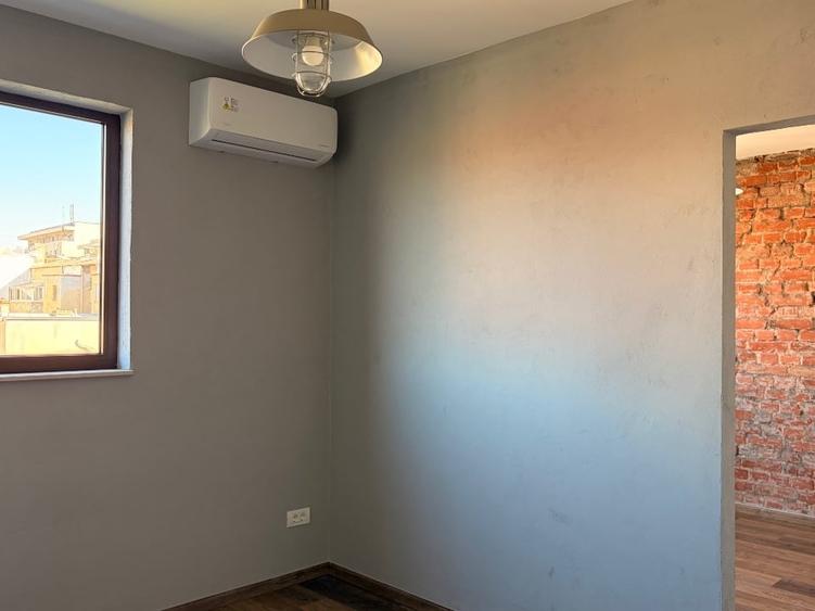 Birou, de 90 mp, în Dacia