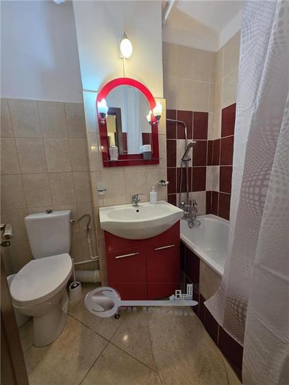 Apartament cu 2 camere decomandat în Bd. Independenței