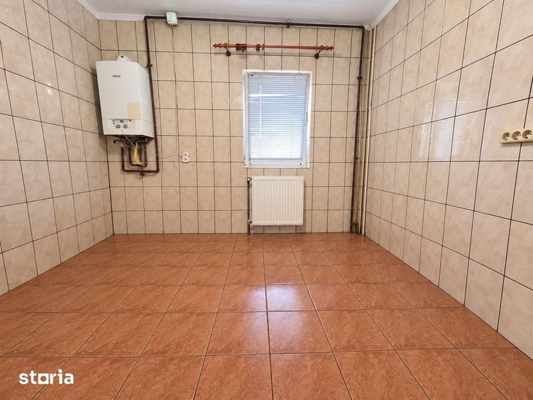 Apartament cu 4 camere în Est