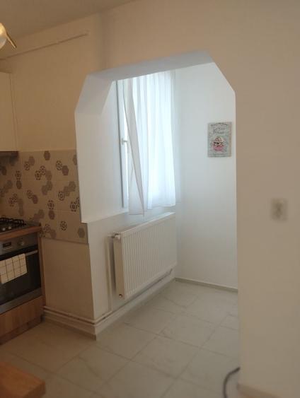 Apartament cu 2 camere decomandat în Burdea