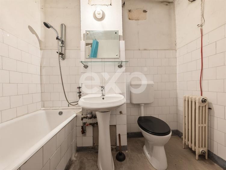 Apartament cu 3 camere decomandat în Bucovina