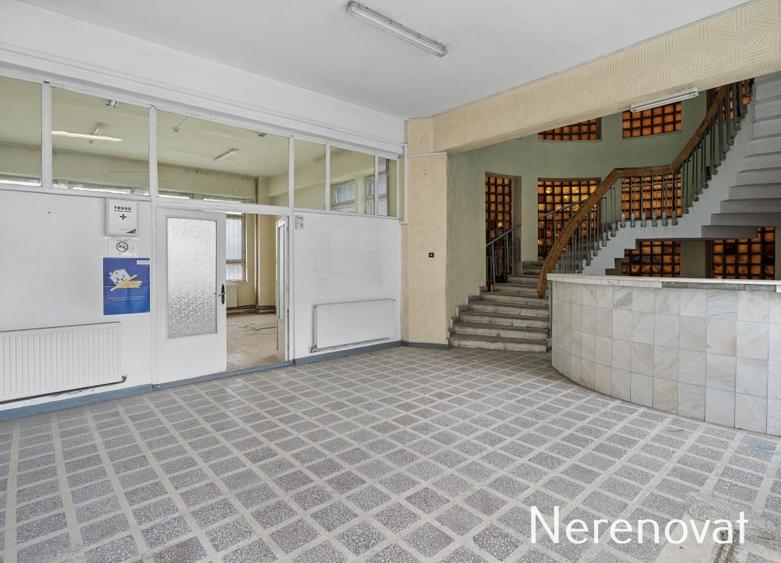 Spațiu comercial, de 440 mp, în Centru Civic